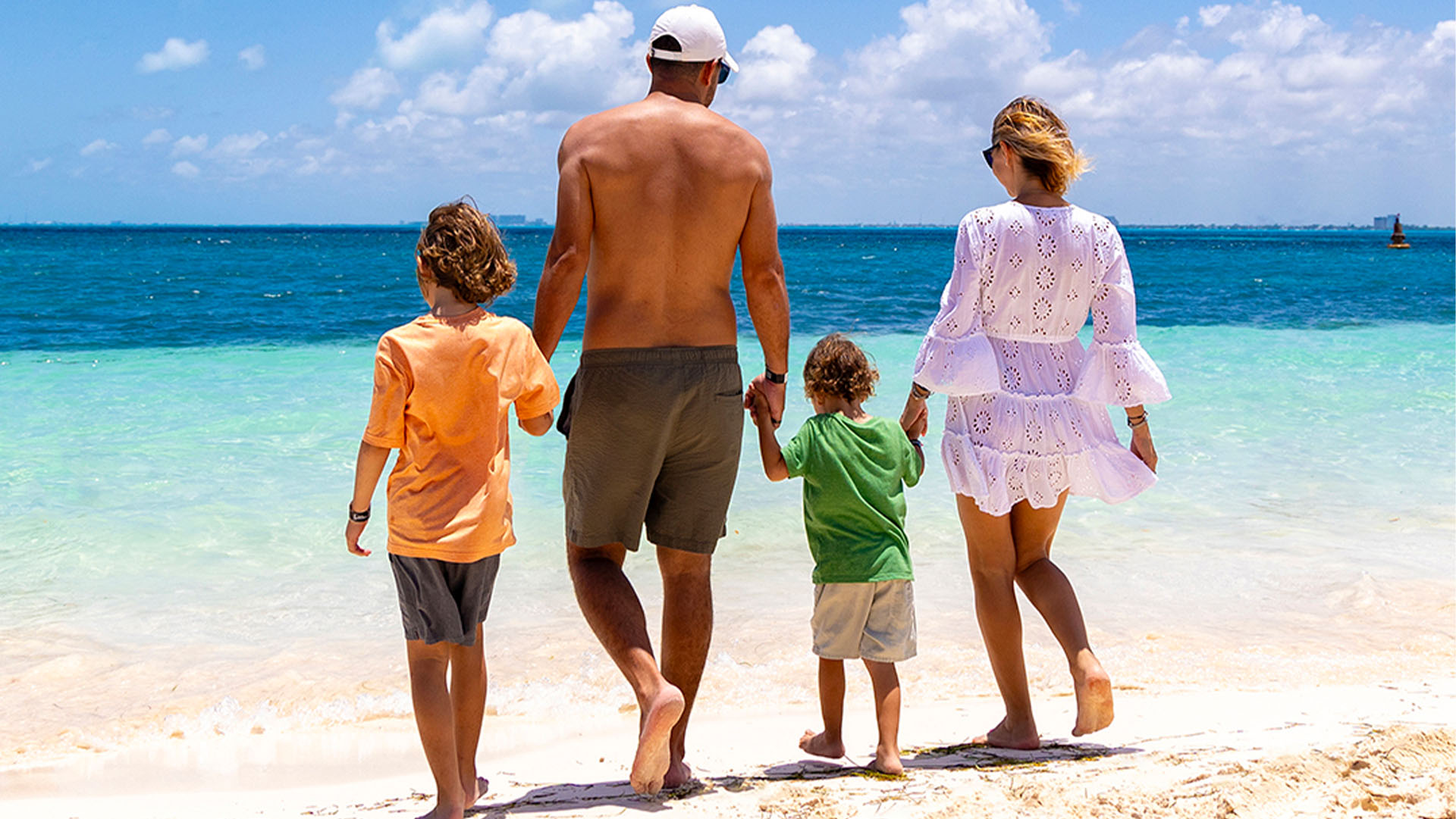 Isla Mujeres Luxury Sailing - Image 10