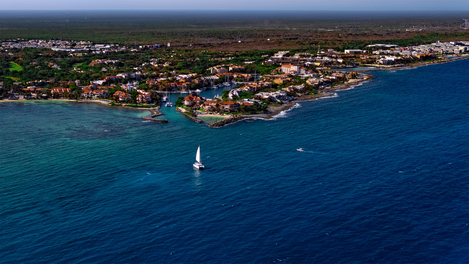 Luxury Sailing & Snorkeling - Image 6